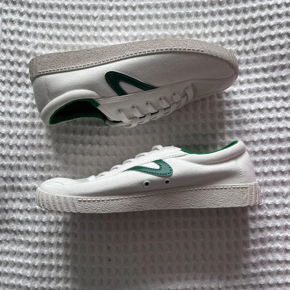 NWOT Tretorn Green Nylite Sneakers - Picture 5 of 7